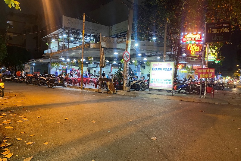 Các cơ sở kinh doanh dịch vụ hoạt động dựa trên 4 cấp độ dịch ở TP.HCM