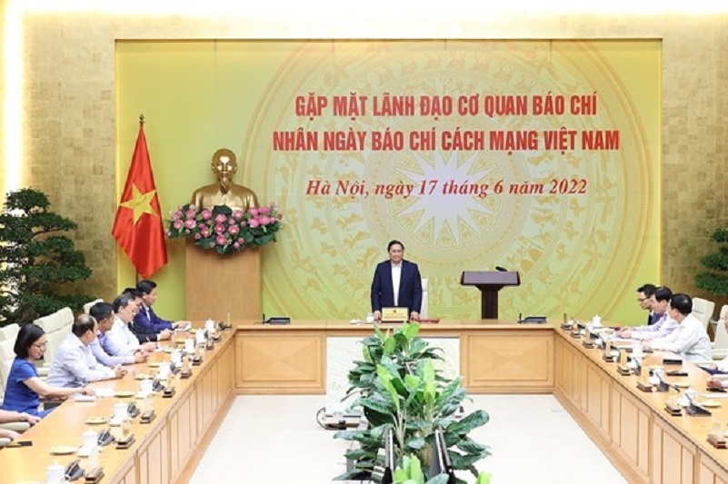 Thủ tướng: Báo chí luôn là lực lượng trên tuyến đầu