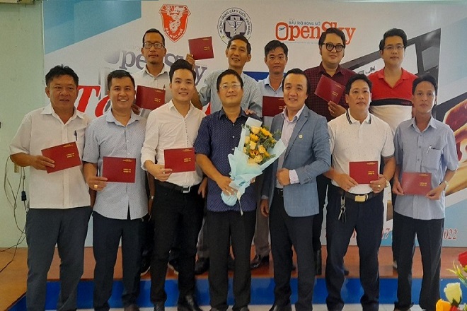 Chương trình giao lưu và trao chứng chỉ cho học viên lớp nghiệp vụ Báo chí