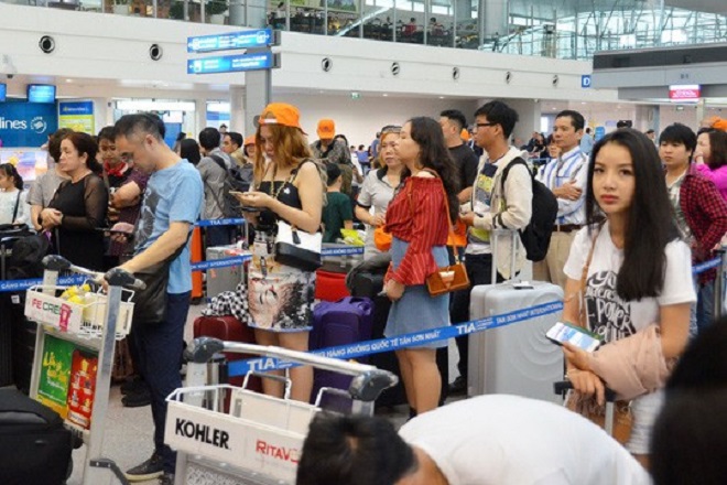 Check-in nhanh hơn tại sân bay bằng thẻ căn cước công dân gắn chip