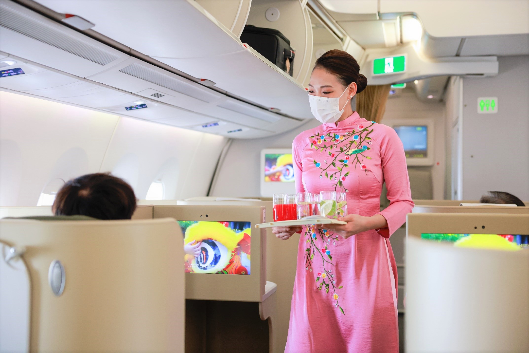Thưởng thức Tết cổ truyền trên những chuyến bay của Hãng hàng không Quốc gia Việt Nam