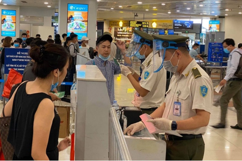 Hai nữ hành khách bị cấm bay với vi phạm an ninh hàng không