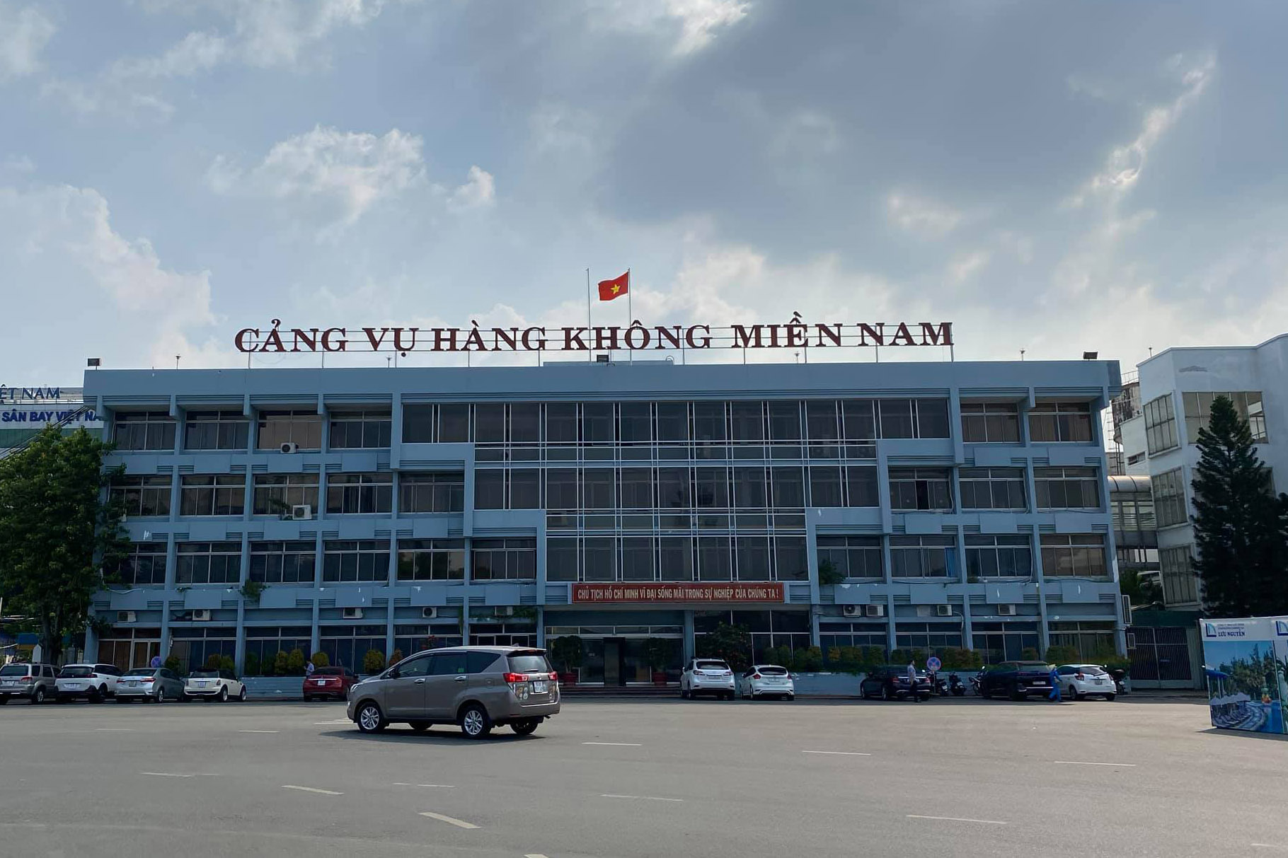 Tiêu chuẩn, định mức diện tích chuyên dùng phục vụ nhiệm vụ đặc thù của các Cảng vụ hàng không