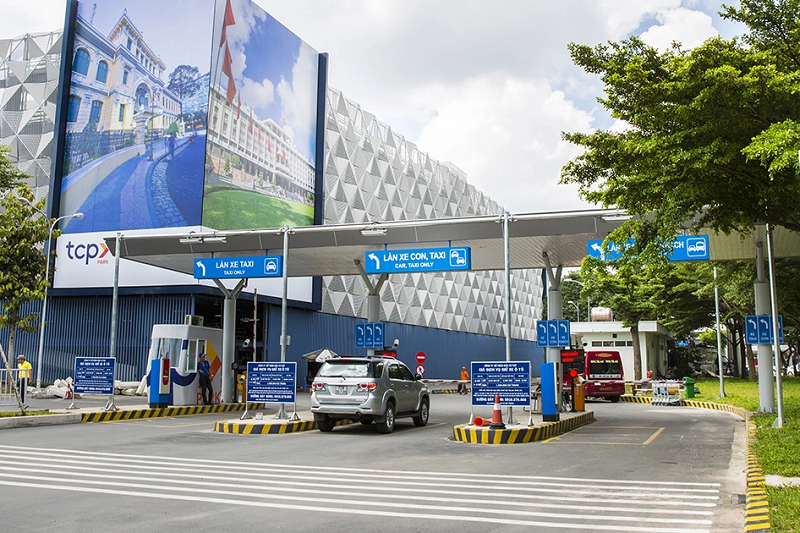 Bổ sung khu vực thủ tục check in ở nhà xe sân bay Tân Sơn Nhất