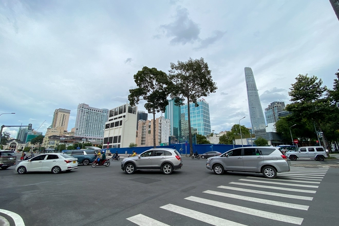 Đường Lê Lợi cấm phương tiện lưu thông vào làn ô tô trong 5 ngày
