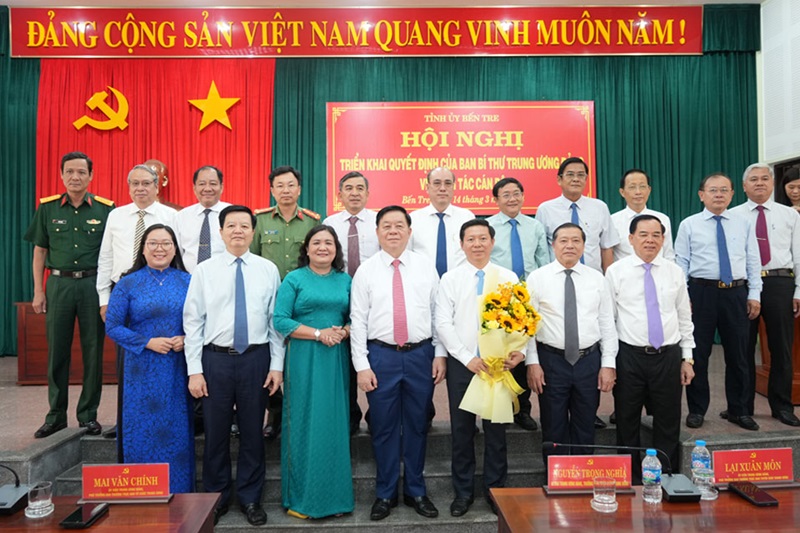 Điều động, chỉ định Phó Trưởng Ban Tuyên giáo Trung ương giữ chức Phó Bí thư Tỉnh ủy