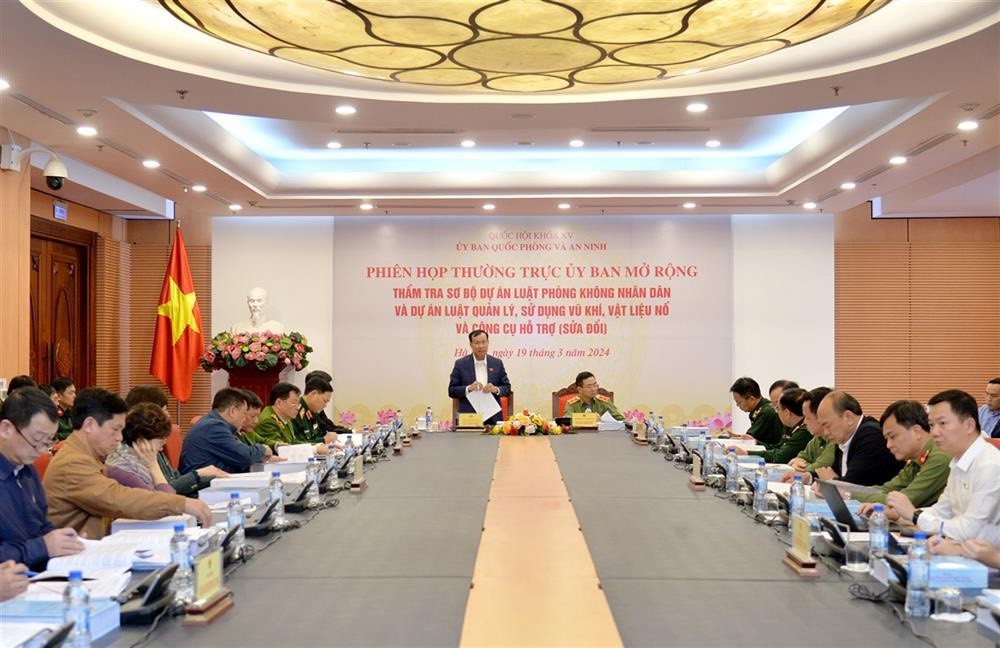 Nét mới trong dự thảo Luật Quản lý, sử dụng vũ khí, vật liệu nổ, công cụ hỗ trợ (sửa đổi)