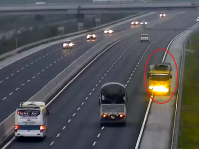 Lùi xe trên cao tốc có thể bị phạt 18 triệu đồng