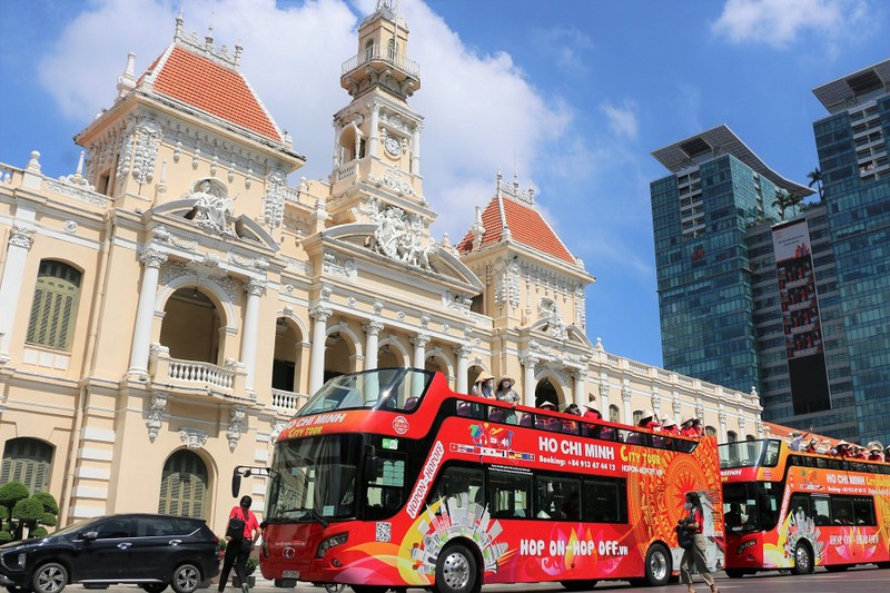 TP.HCM đón khách du lịch quốc tế trở lại từ tháng 12/2021