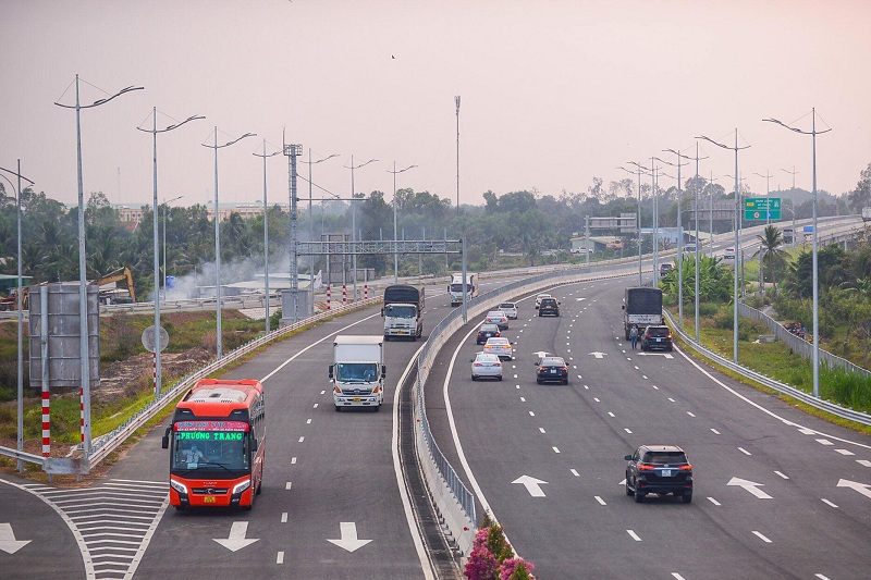 Cao tốc Trung Lương - Mỹ Thuận được đưa vào sử dụng từ ngày 30-4 
