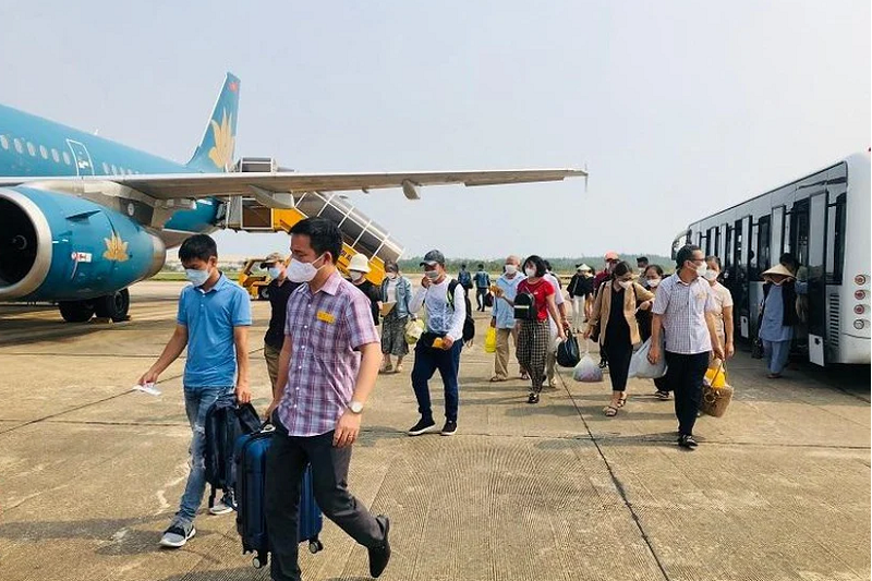 Vé máy bay đến các điểm du lịch đang tăng nóng