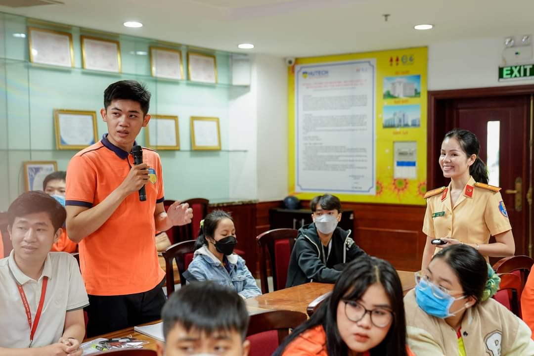Sôi nổi các hoạt động 