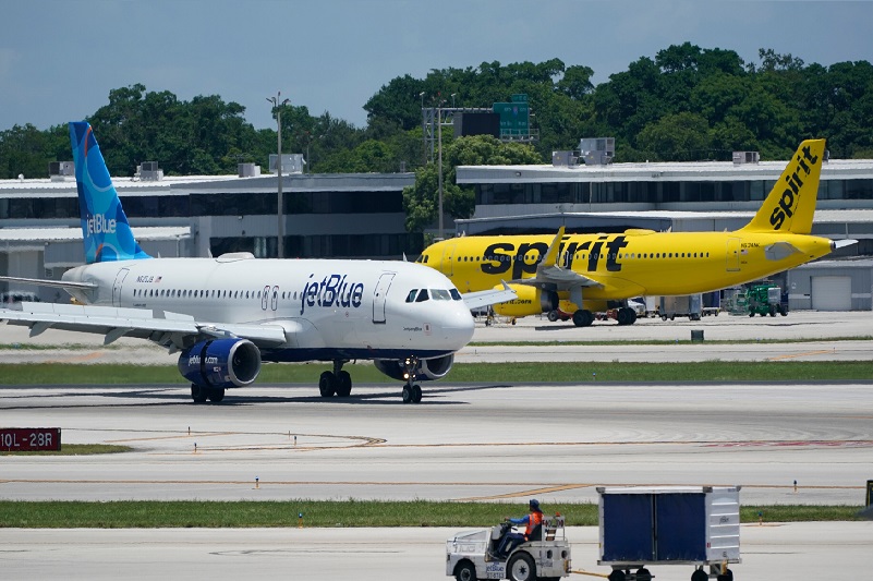 Spirit Airlines đồng ý bán lại cho JetBlue Airways với giá 3,8 tỷ USD.