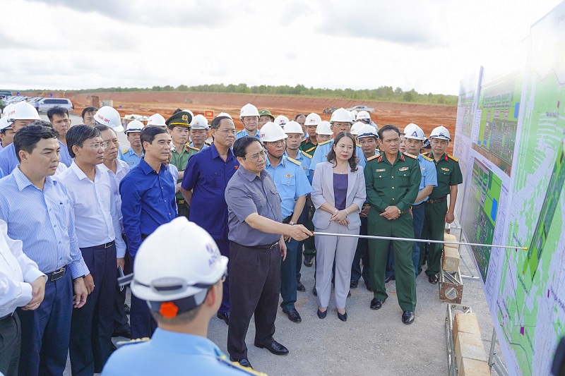 Lập Tổ công tác nghiên cứu, đầu tư khai thác một số cảng hàng không