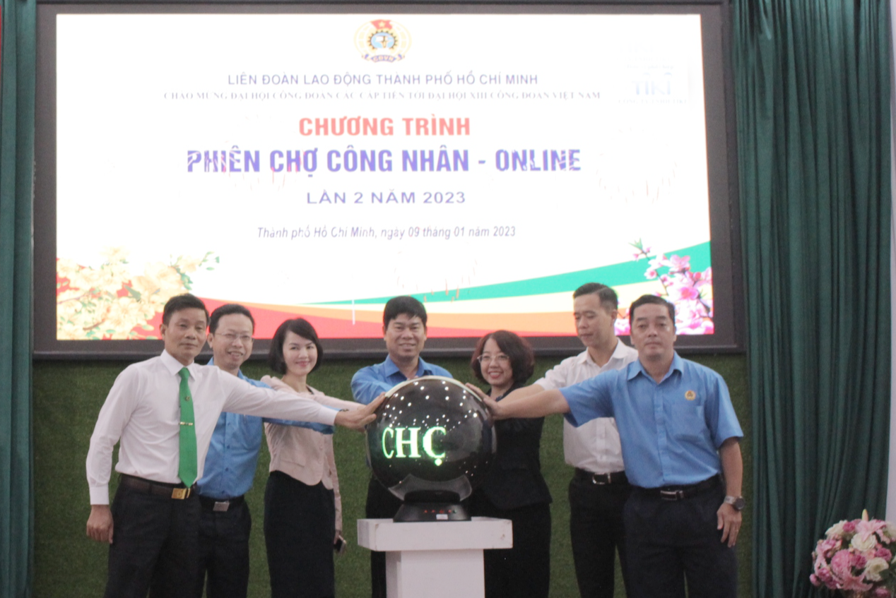 Khai mạc 'Phiên chợ Công nhân - Online' Xuân Quý Mão