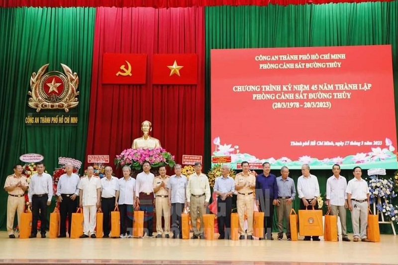 Kỷ niệm 45 năm ngày thành lập Phòng Cảnh sát đường thủy Công an TPHCM 