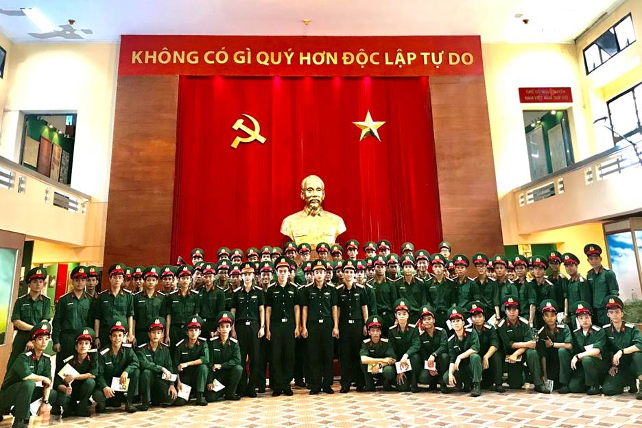 Tiểu đoàn Kiểm soát quân sự 31 tham quan Bảo tàng chiến dịch Hồ Chí Minh