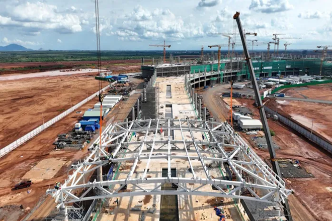 Sắp hoàn thiện phần mái Nhà ga hành khách sân bay Long Thành